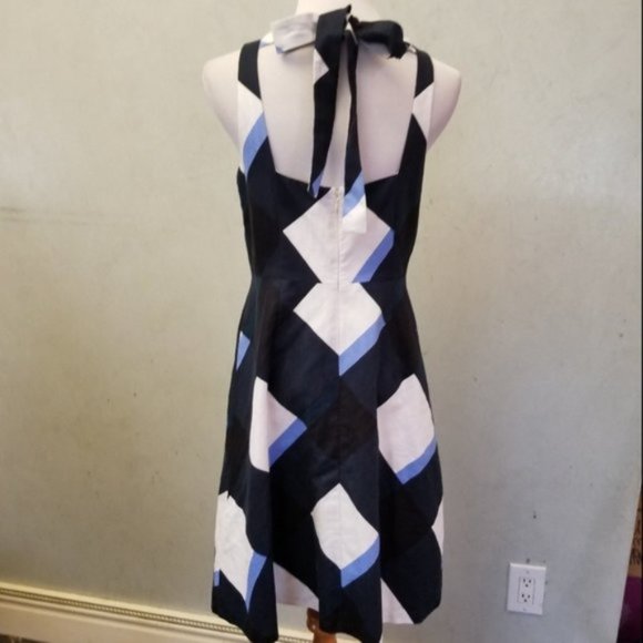 Ann Taylor box detail back tie dress size 4P (89) - Picture 7 of 10